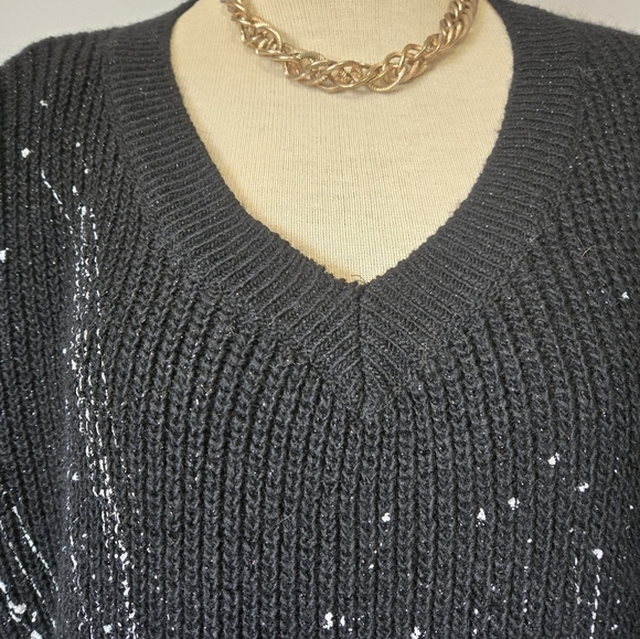 VITA VITALE ITALY Black V-Neck Wool Blend Knit Sweater With White Paint Splatter - Picture 4 of 12